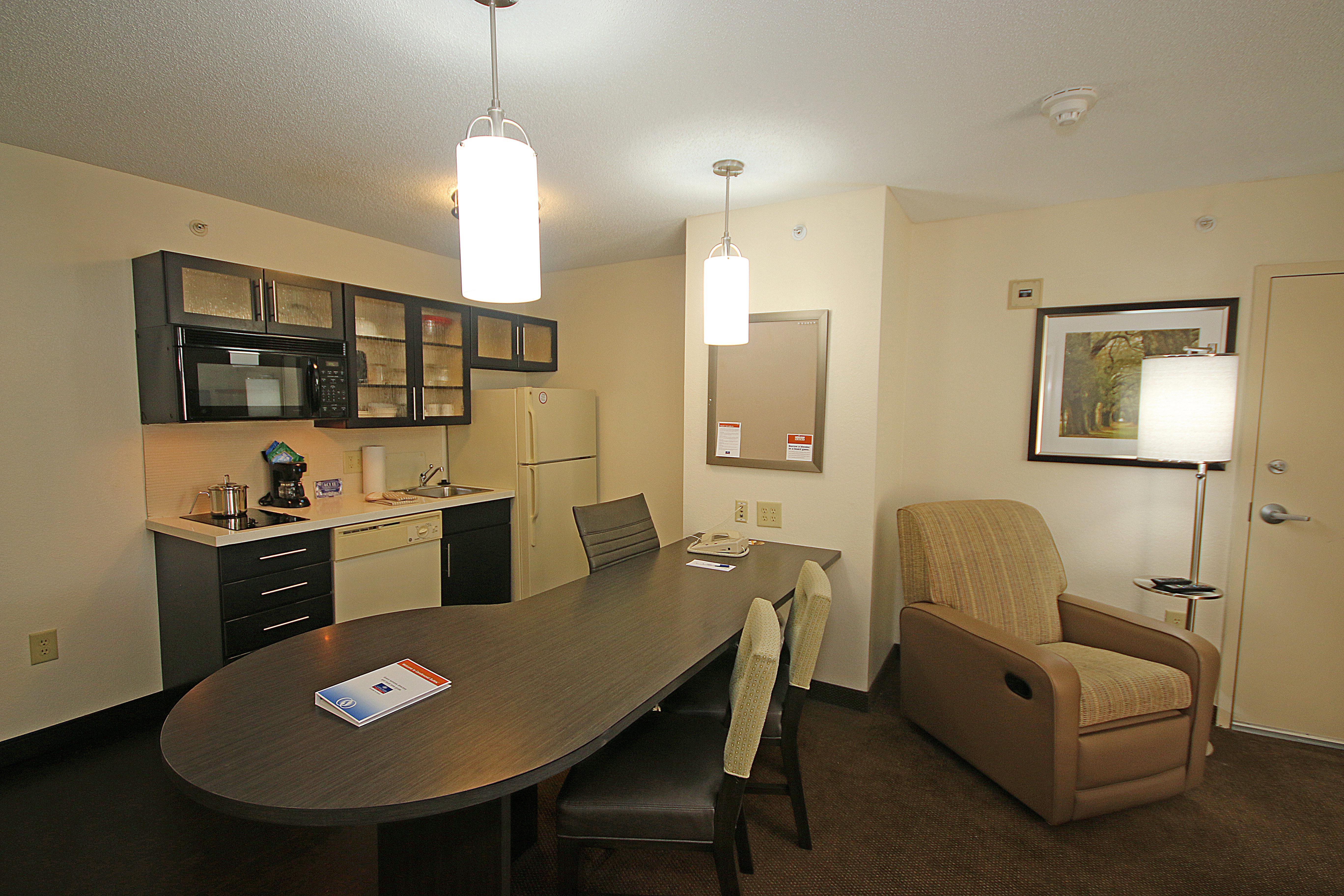 Candlewood Suites Newport News-Yorktown By Ihg Esterno foto