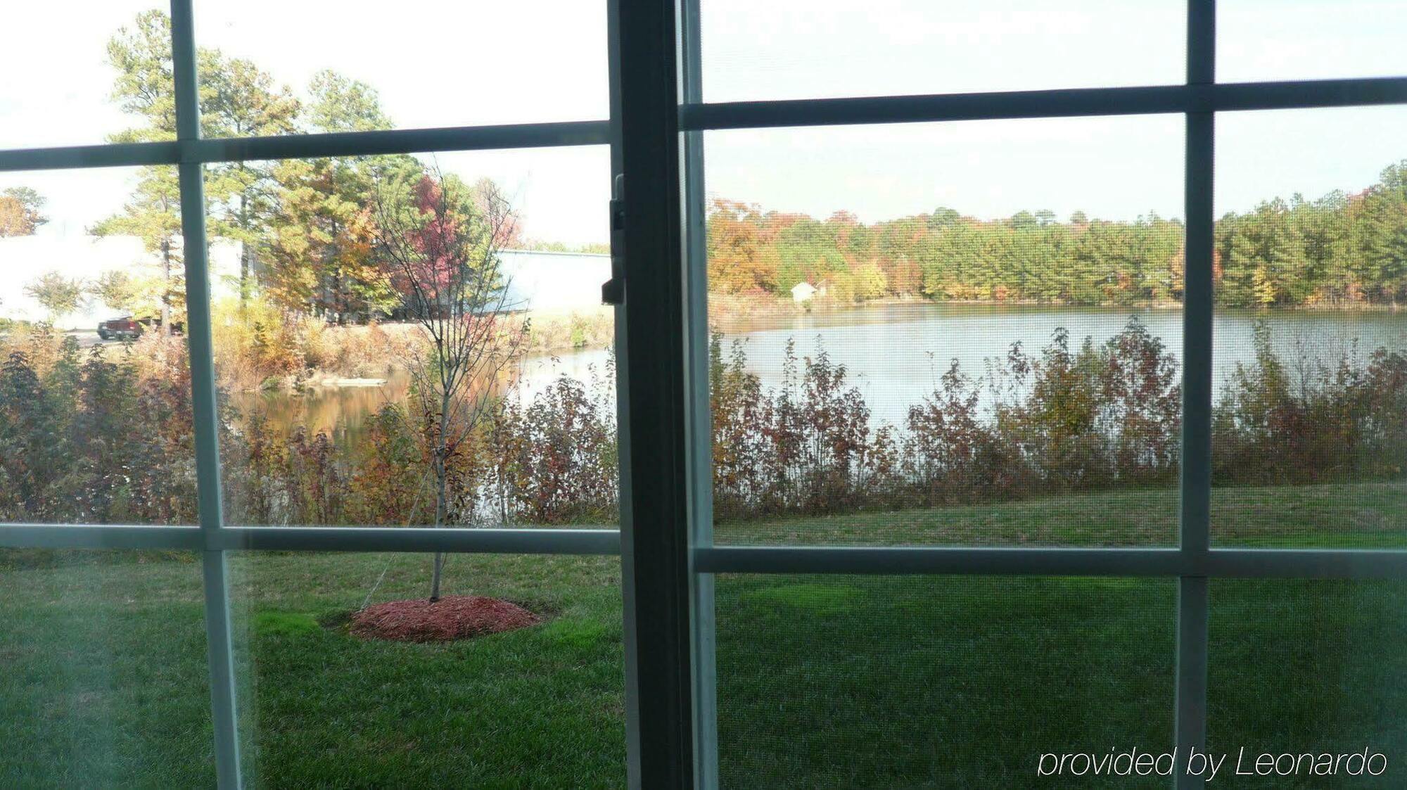 Candlewood Suites Newport News-Yorktown By Ihg Esterno foto